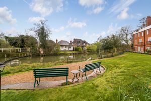 Communal Riverside Gardens- click for photo gallery